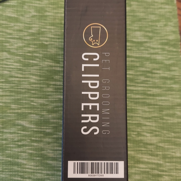 Black Pet Grooming Clippers - Picture 4 of 6